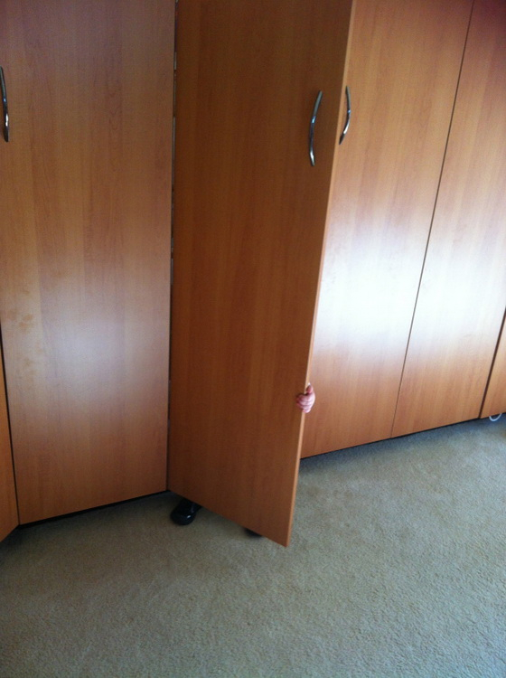 hide-and-seek15