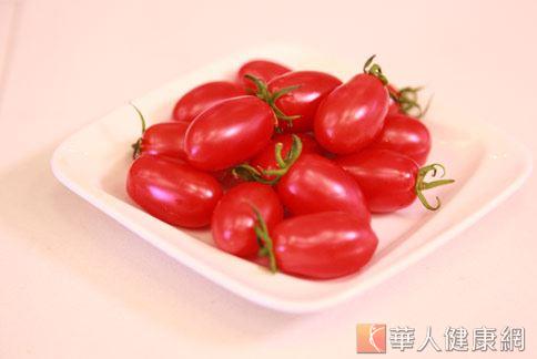 激推防癌蔬果！番茄連皮生食好棒！