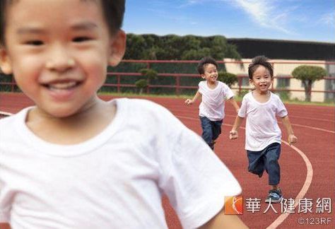 讓孩子長到一百八!幼童長高原來還有這兩招?