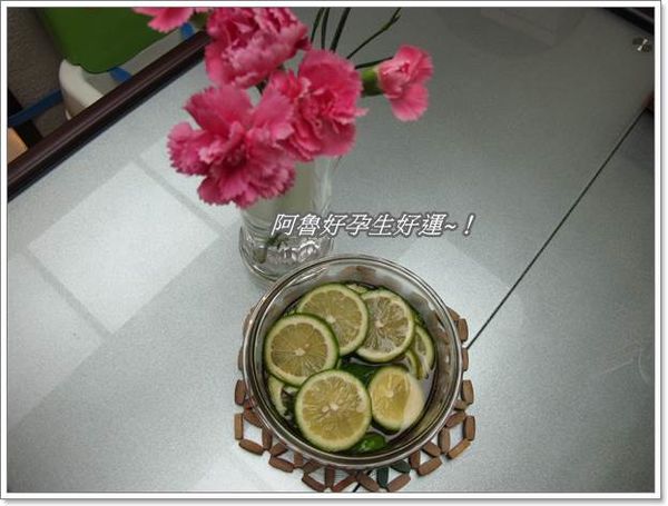媽媽私房特調：孩子也愛喝的蜂蜜凍檸茶