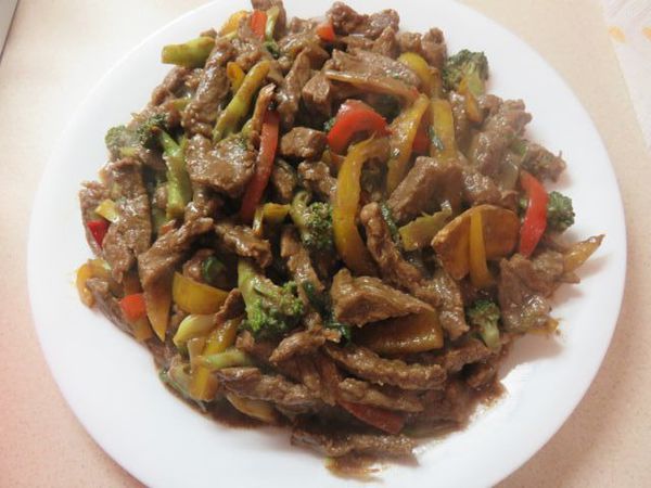 【食譜】超級下飯又營養！蔥爆牛肉好簡單