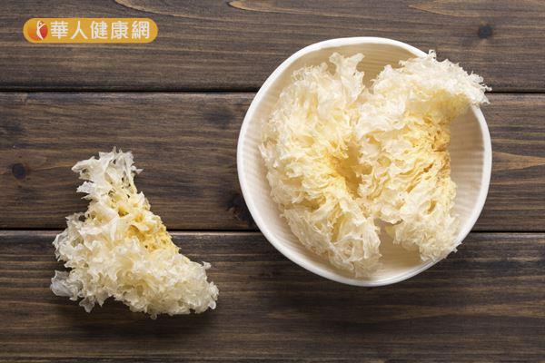 鼻過敏不要來！喝百合白木耳湯可緩解