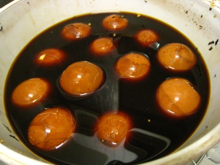 【廚方妙招】竟然不用滷包，自製出名阿婆茶葉蛋