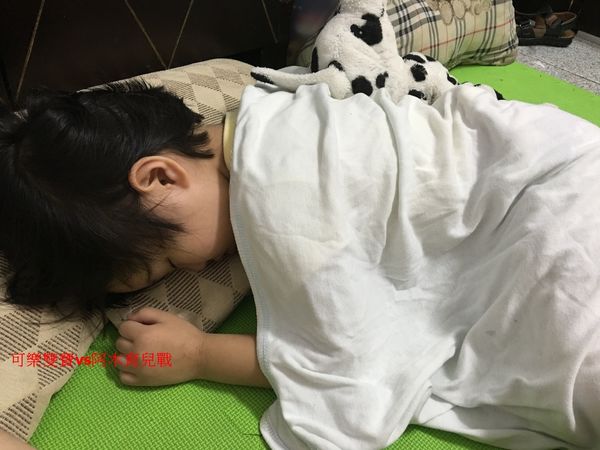 小孩腸病毒爸媽別慌，把握三多居家護理原則
