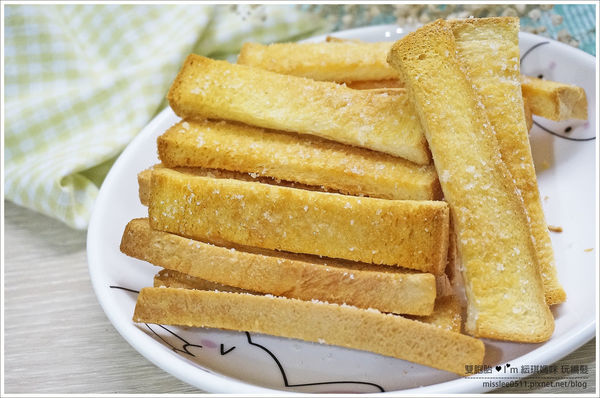 【食譜】免揉麵糰的超夯團購餅乾：奶油酥條