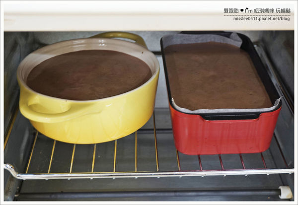 【食譜】一出爐就秒殺！巧克力海綿蛋糕