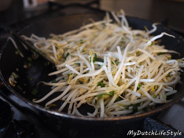 【食譜】清爽開胃菜：豆芽雞肉捲