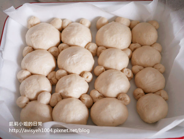 【食譜】超吸睛！熊熊造型煉乳麵包