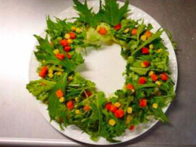 【食譜】聖誕歡樂派對:花圈生菜沙拉