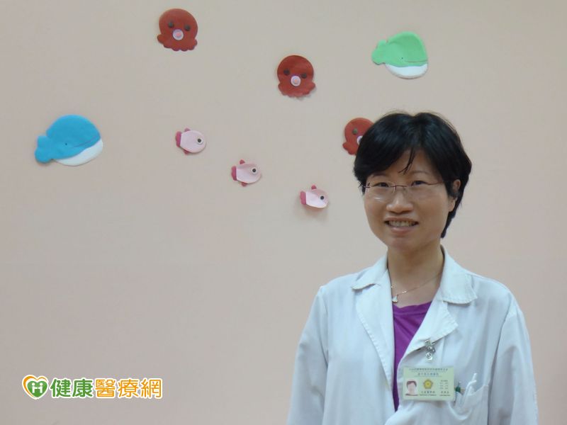 我不是挑釁!妥瑞兒甩頭、翻眼被狠K