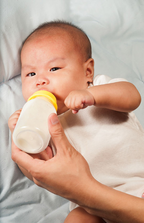 喝羊奶寶寶較有抵抗力？嬰幼兒到底可不可以喝羊奶？