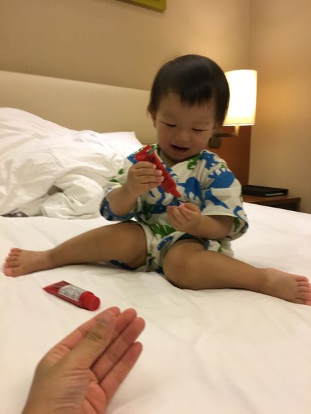 帶娃兒出國旅遊，必備行李用品清單