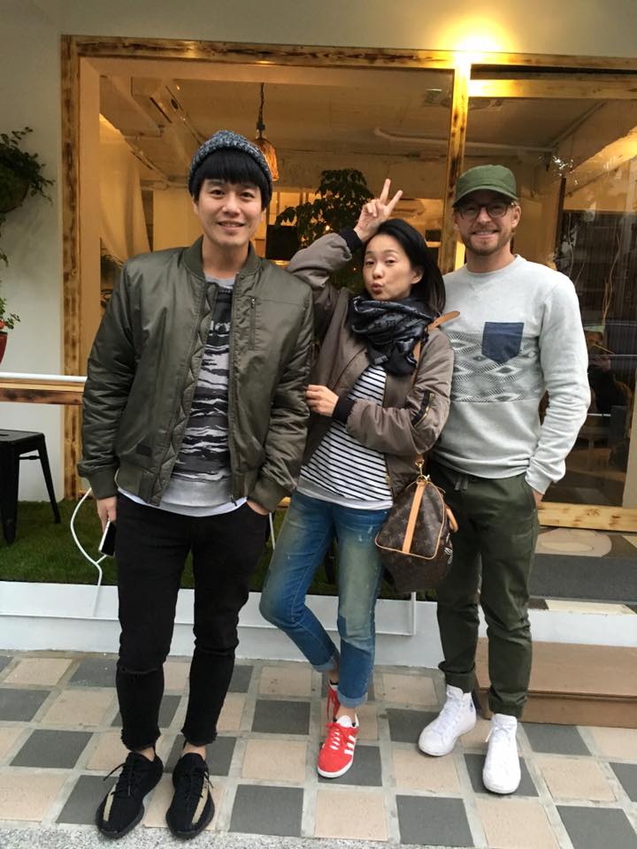 不管更有自制力!六月放牛吃草,夫妻各自放心玩