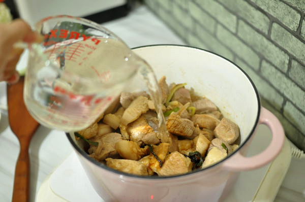 每個家都有一鍋滷肉,給孩子一個"家"的味道