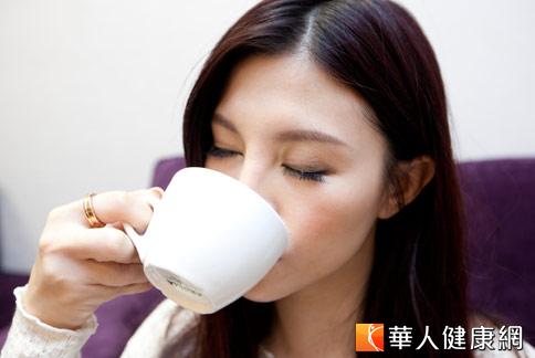 經痛吃什麼?答案:優酪乳紅豆湯