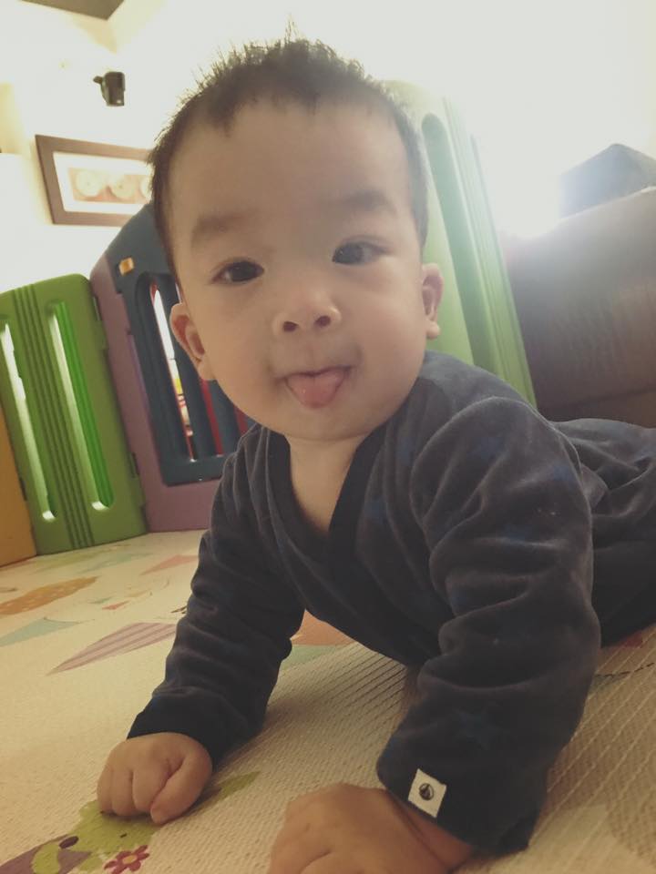 劉香慈寶寶長牙悽慘哭,爸媽必備牙齦發炎舒緩法