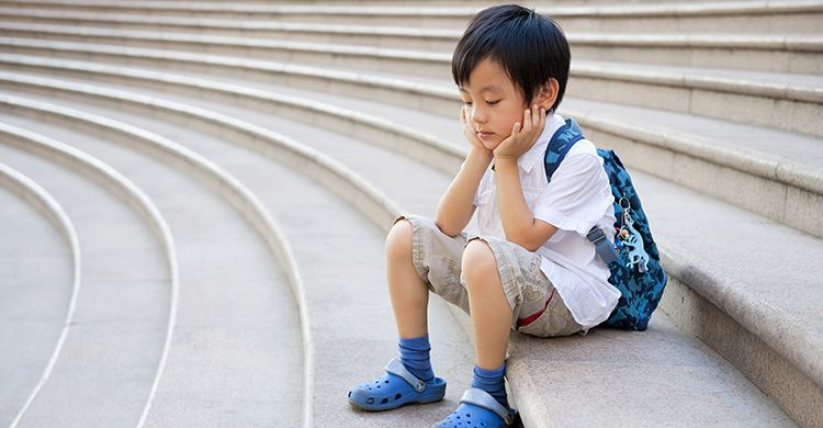 小孩在學校被霸凌，家長該怎麼做才好呢？