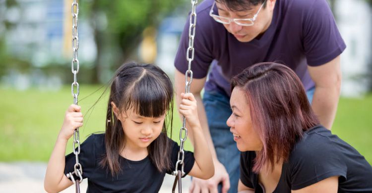 于美人制止外國小孩吵鬧，反被媽媽回嗆