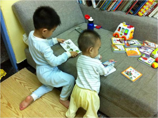 擔心孩子說話慢?五大方法訓練聽說讀寫