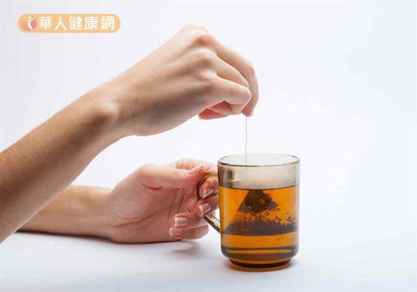 泡茶也喝進毒素?沖泡茶包有學問