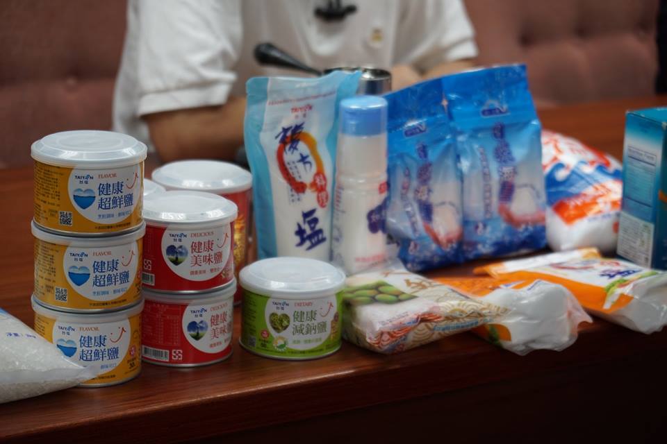 低鈉鹽鉀-40超標?食藥署:吃10克相當3根香蕉