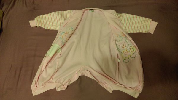 【生產懶人包】 新手爸媽的新生兒衣服準備清單 - 衣的用品