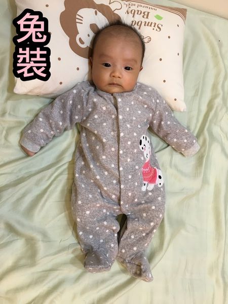 【生產懶人包】 新手爸媽的新生兒衣服準備清單 - 衣的用品