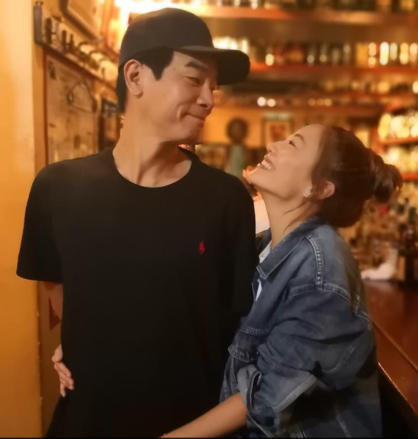 「老公，我想一輩子這麼叫你」結婚8年狂放閃，有種愛情是陳小春應采兒！