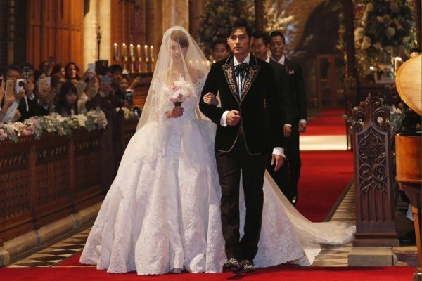 婚紗,結婚,準新娘,白紗,性感,蝴蝶結,華麗