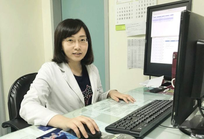 頸椎,頸椎症候群,低頭族,復健