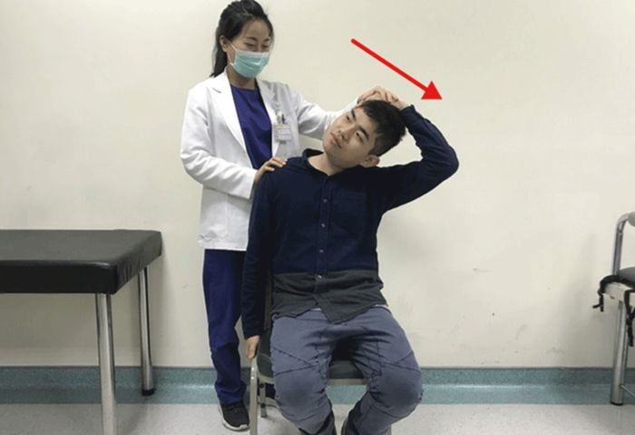 頸椎,頸椎症候群,低頭族,復健