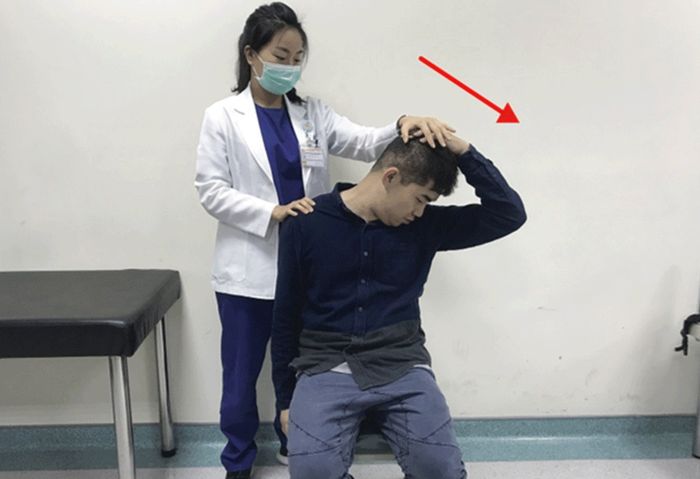 頸部運動