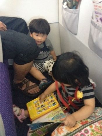 親子旅遊,飛機,安全,耳膜壓力,行李托運
