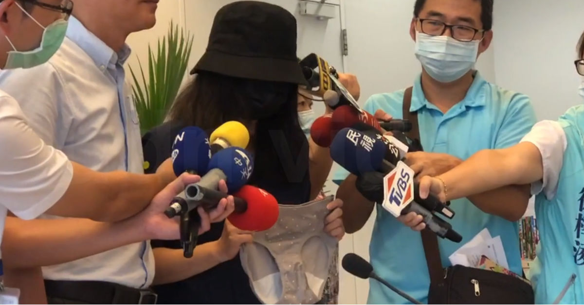 單親媽媽,單親家庭,單親,校園霸凌,言語霸凌