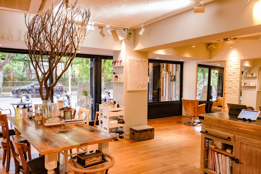 Hootalinqua Hair Salon,髮型,頭皮出油,洗護系列,洗髮精,護髮,天然有機,洗染劑,沙龍,美容