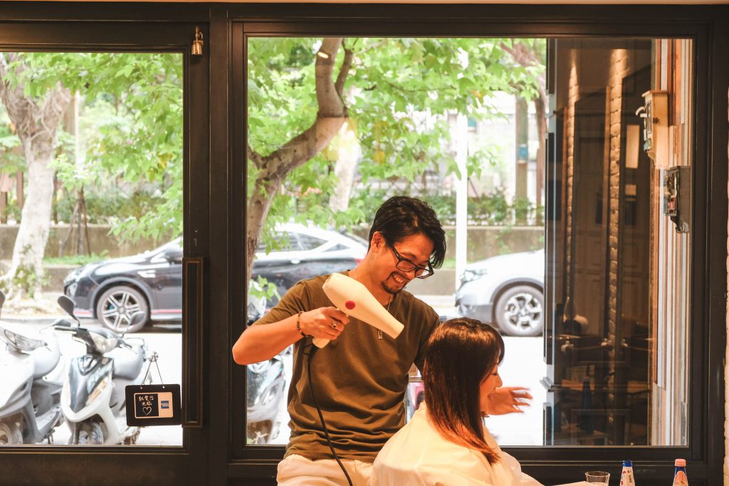 Hootalinqua Hair Salon,髮型,頭皮出油,洗護系列,洗髮精,護髮,天然有機,洗染劑,沙龍,美容