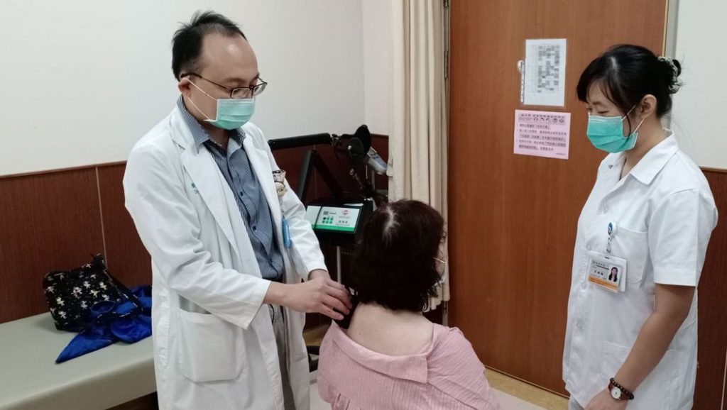 刮痧,秋冬刮痧,刮痧禁忌,刮痧原理,刮痧好處